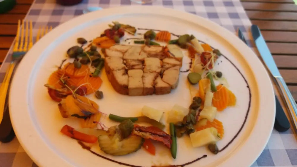 Damier de Pintade Et Foie Gras